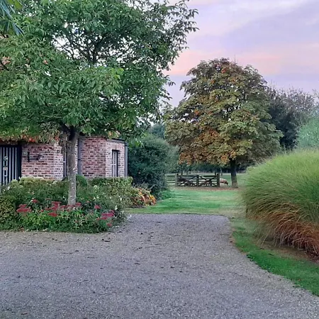 Dons En Flanel Bed & Breakfast Alveringem